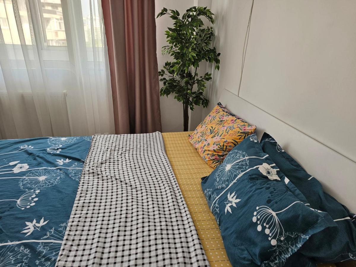 Apartament Near The Park Two Rooms Bucharest Exterior photo